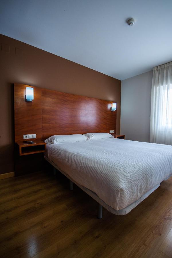 Pension Viella Asturias Овьедо Экстерьер фото