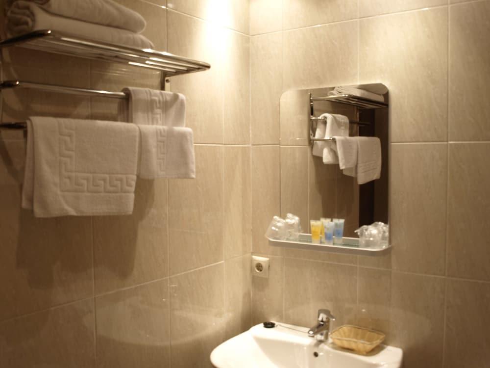 Pension Viella Asturias Овьедо Экстерьер фото