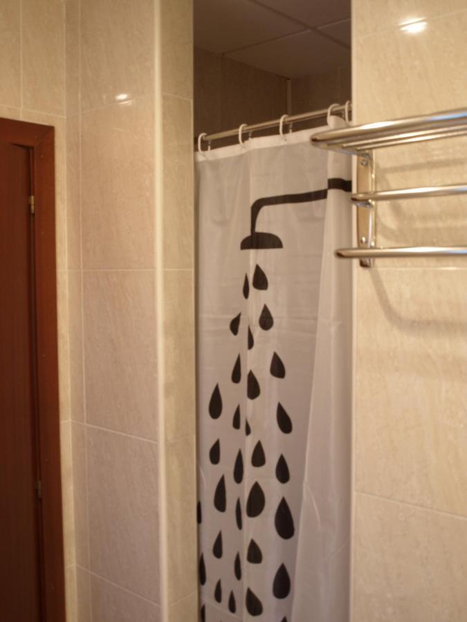 Pension Viella Asturias Овьедо Номер фото